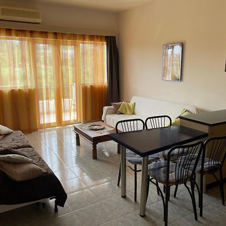 Blue Sky Apartments Makry Gialos  Exterior photo